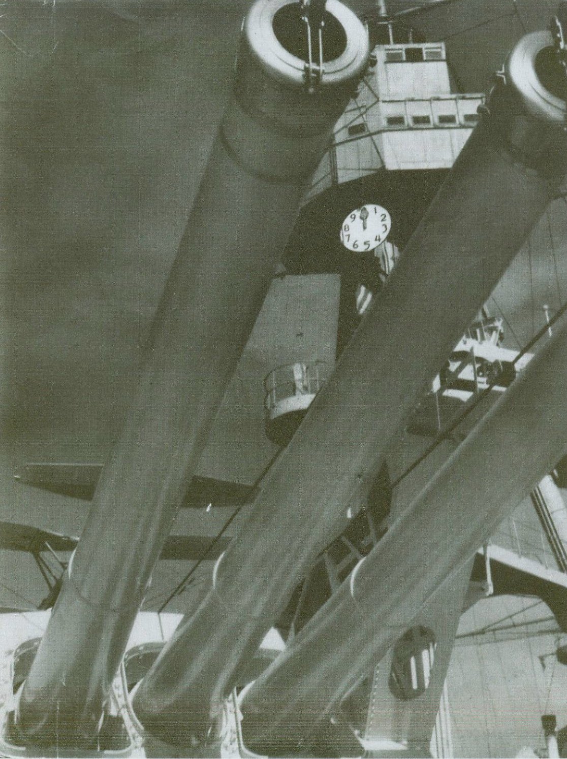 USS California (BB-44) 14-inch gun Turret 3 — All Hands November 1942