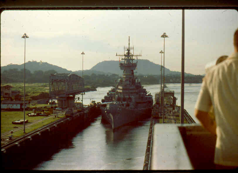 USS New Jersey BB-62 transiting Miraflores Locks, Panama Canal, 1983 — photo 6