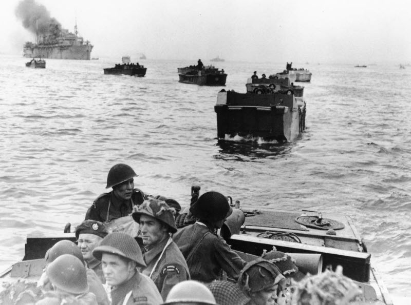 Canadian troops approach Juno Beach in landing crafts
