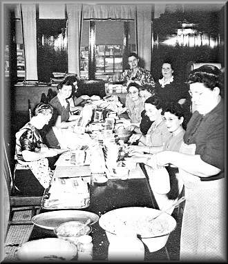 Women preparing sandwiches at the North Platte Canteen