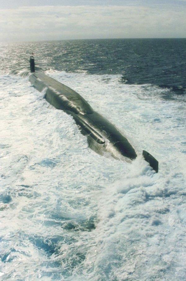 Aside from the ocean our subs can also enter fresh water such as our Great Lakes (which already has US Navy&rsquo;s USS Kentucky SSBN-737 and other smaller Los Angeles-class attack submarines).