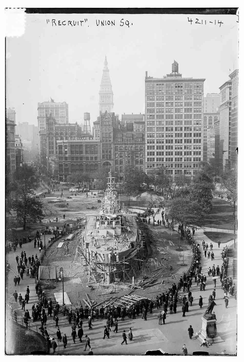 USS Recruit landship in Union Square, New York 1917